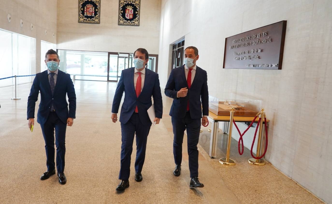 Fotos: Pleno de debate de la moción de censura del PSOE